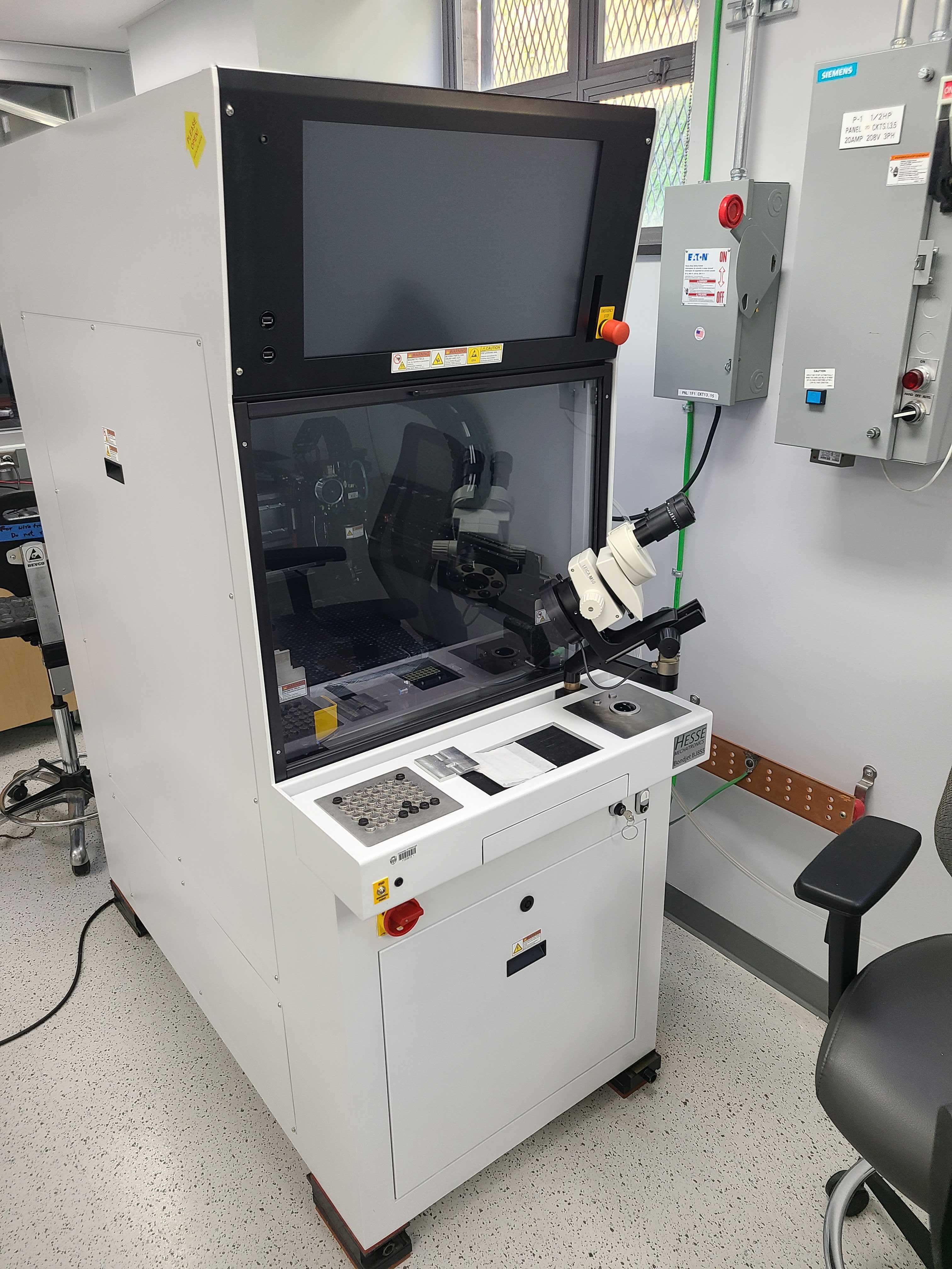 machine in lab