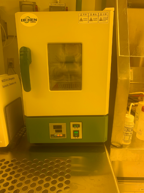 hood in lab